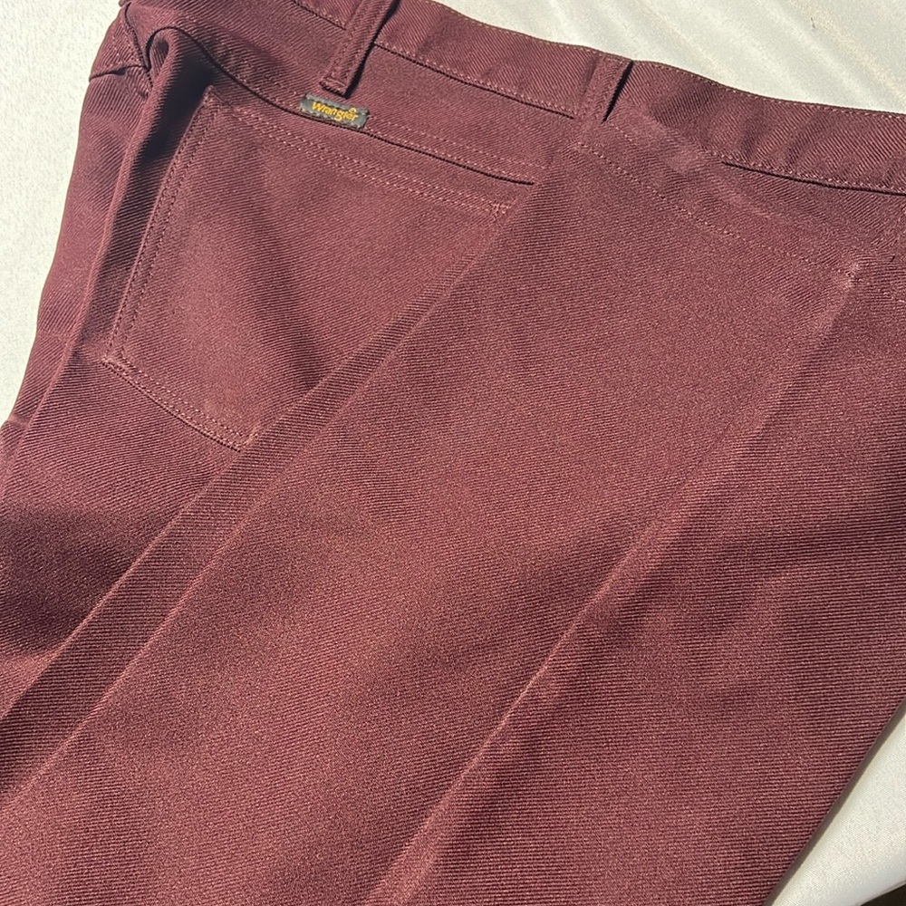 Burgundy Wrangler 100% polyester 36/30